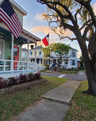 United States Texas Galveston vacation rental compare prices direct by owner 12451448