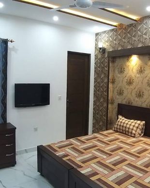 Pakistan Punjab Lahore vacation rental compare prices direct by owner 25111324