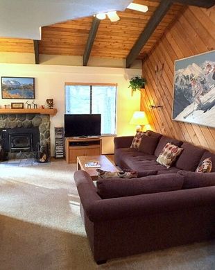 United States California Mammoth Lakes vacation rental compare prices direct by owner 2641070