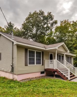 United States Maine Newport vacation rental compare prices direct by owner 210890