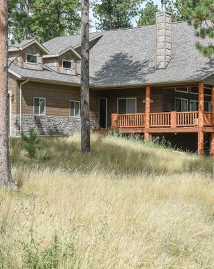 United States South Dakota Lead vacation rental compare prices direct by owner 11459243