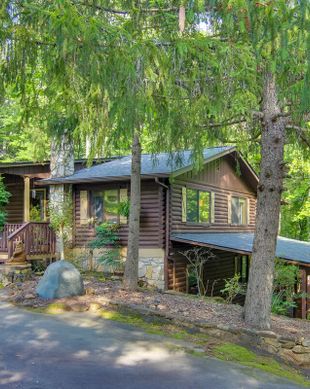 United States North Carolina Lake Lure vacation rental compare prices direct by owner 250543