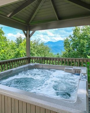 United States Tennessee Gatlinburg vacation rental compare prices direct by owner 2579568