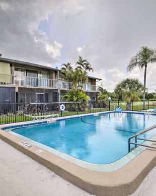 United States Florida Sarasota vacation rental compare prices direct by owner 2403370