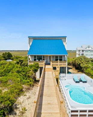 United States North Carolina Oak Island vacation rental compare prices direct by owner 2628387