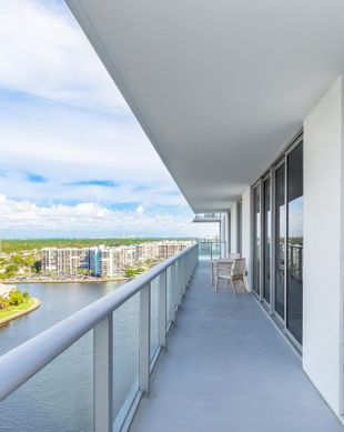United States Florida Hallandale Beach vacation rental compare prices direct by owner 11980001