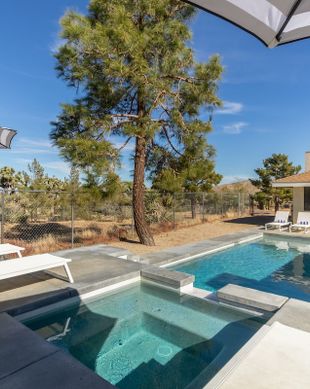 United States California Yucca Valley vacation rental compare prices direct by owner 24902640