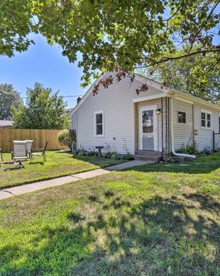 United States Wisconsin Eau Claire vacation rental compare prices direct by owner 25062134