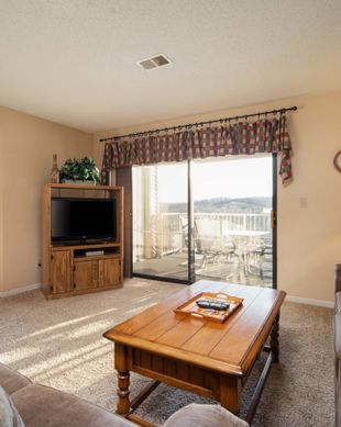 United States Missouri Branson vacation rental compare prices direct by owner 2484444