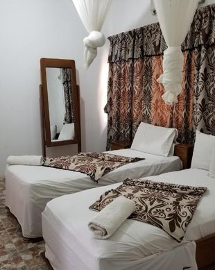 Sierra Leone Kenema District Kenema vacation rental compare prices direct by owner 12673786