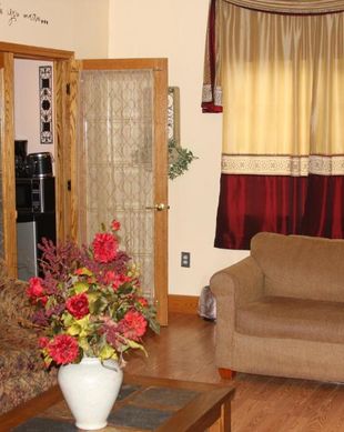 United States North Dakota Jamestown vacation rental compare prices direct by owner 18155354