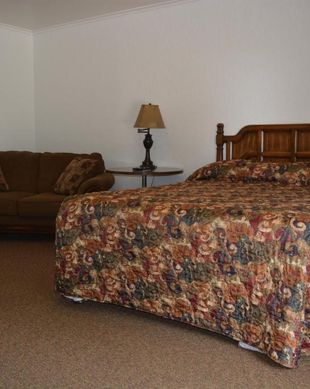 United States Kansas Pratt vacation rental compare prices direct by owner 12679965