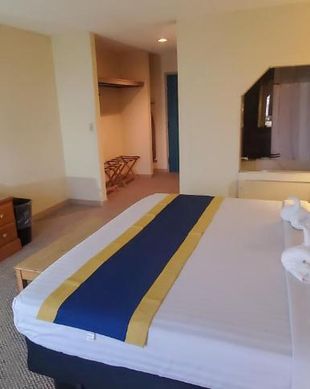 United States Indiana Nappanee vacation rental compare prices direct by owner 12815060