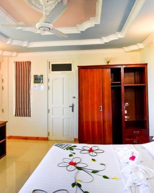 Maldives Ari Atoll Maamigili vacation rental compare prices direct by owner 18782172