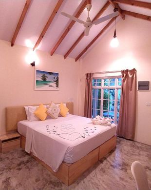 Maldives Ari Atoll Thoddoo vacation rental compare prices direct by owner 14148349