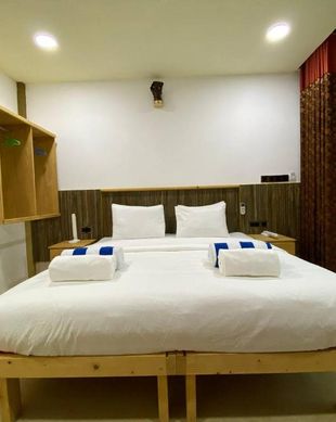 Maldives Dhaalu Atoll Dhaalu Atoll vacation rental compare prices direct by owner 14360968
