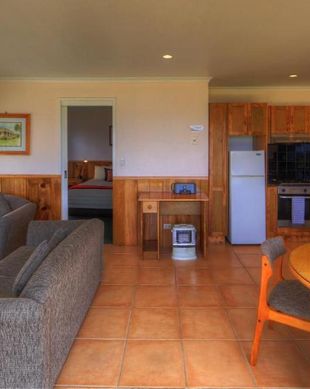 Norfolk Island  Burnt Pine vacation rental compare prices direct by owner 14174241