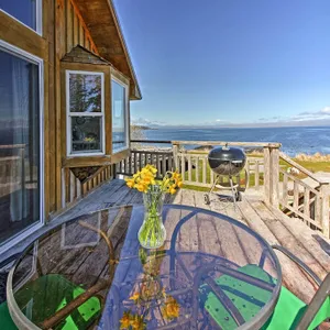 'A Room with a View' Peaceful Retreat on PoW