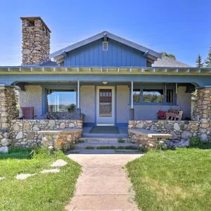 Custer Home w/Deck & Porch - Walk Downtown!
