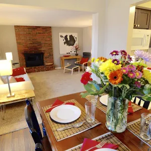 Modern, Traditional, Quiet and Upscale