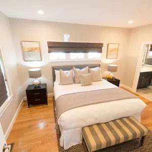 2 Decks for Entertaining, Walk To Town  and  Harbor