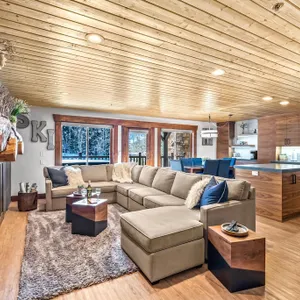 Deer Valley Mid-Mountain Dream - Air Conditioning!