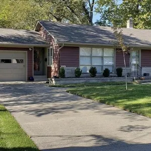 Huddle, Cuddle, and Boiler Up - Steps from Purdue Campus