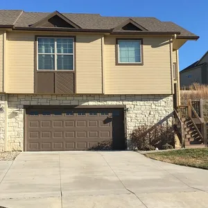 New duplex - perfect location