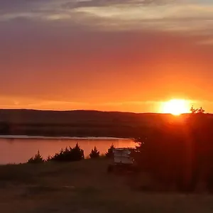 4 bedroom home on Missouri River