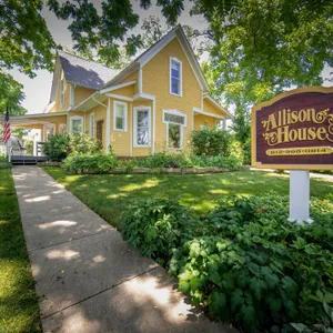 The Allison House Inn - (Whole House) - city view