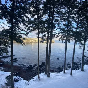 Chalet by the Sea! Breathtaking Views!