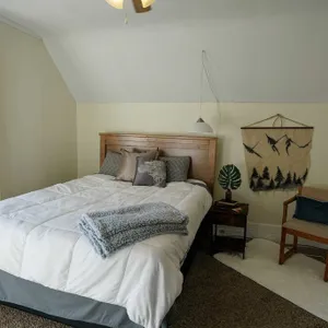 2 Bedroom Apartment near NDSU and Downtown Fargo