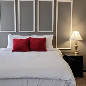 114 · The Traveler #114 - Hotel Phillips