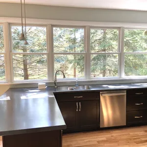 Cheerful Spacious 4 bd Vacation Home Walks to Purdue Campus, Sports, and Golf