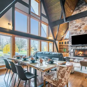Riverhaven! Gorgeous A-Frame On St Joe River!!