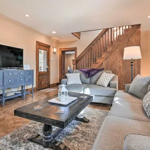 Pet-Friendly Manhattan Escape w/ Fire Pit!