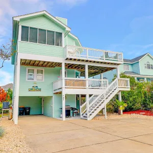 1502 Searenity * 3 Min Walk to Beach