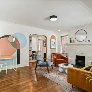 Airbnb.com/p/DesignedByDom - Over 300 Reviews