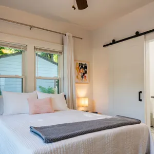 Walk OU/Stadium - 2 FULL Bathrooms/3 Bedrooms - Sleeps 6