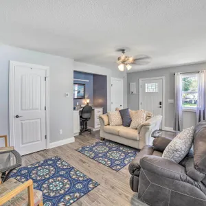 Fort Wayne Getaway - Family + Pet Friendly!