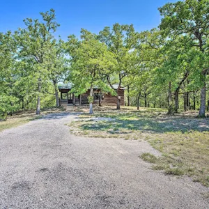 Cozy, Secluded Davis Cabin on 60 Wooded Acres