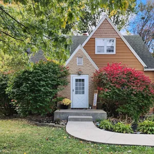 Cozy Cottage in Terre Haute