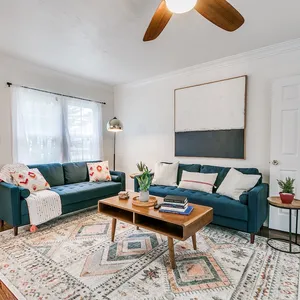 Myrtle Place--Urban Core/5 Beds/Fiber/EV Charging