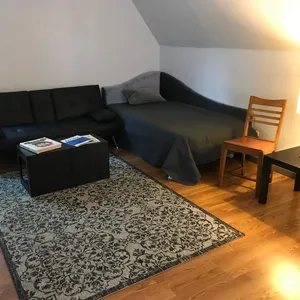 Large Suite in Collett Park