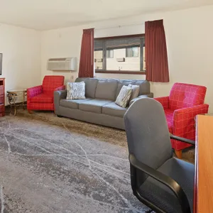 L1 Two Bedroom with Sofa Sleeper