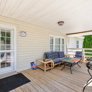 Next to Championship Park, Sleeps 6, Lots of parki