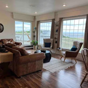 Lake Mcconaughy Retreat