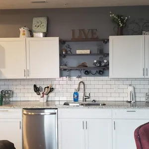 Upper Level Gorgeous Downtown Apt 2 bed/2bath