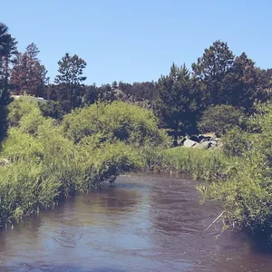 Creekside RV Camping - Near landmarks & trails