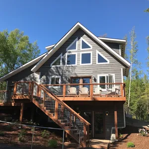 Birch Bend Upper Unit on beautiful wooded lot